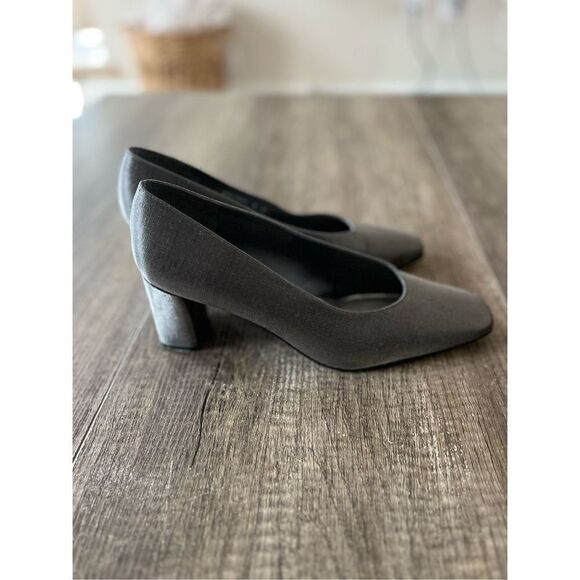 Stuart Weitzman For Russell & Bromley Silver Metallic Square toe Heel Size 9 B - Picture 3 of 7